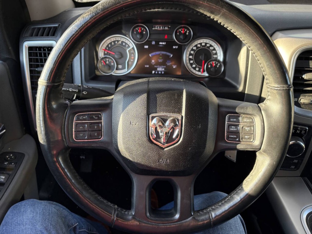 2017 RAM 1500 Image 12