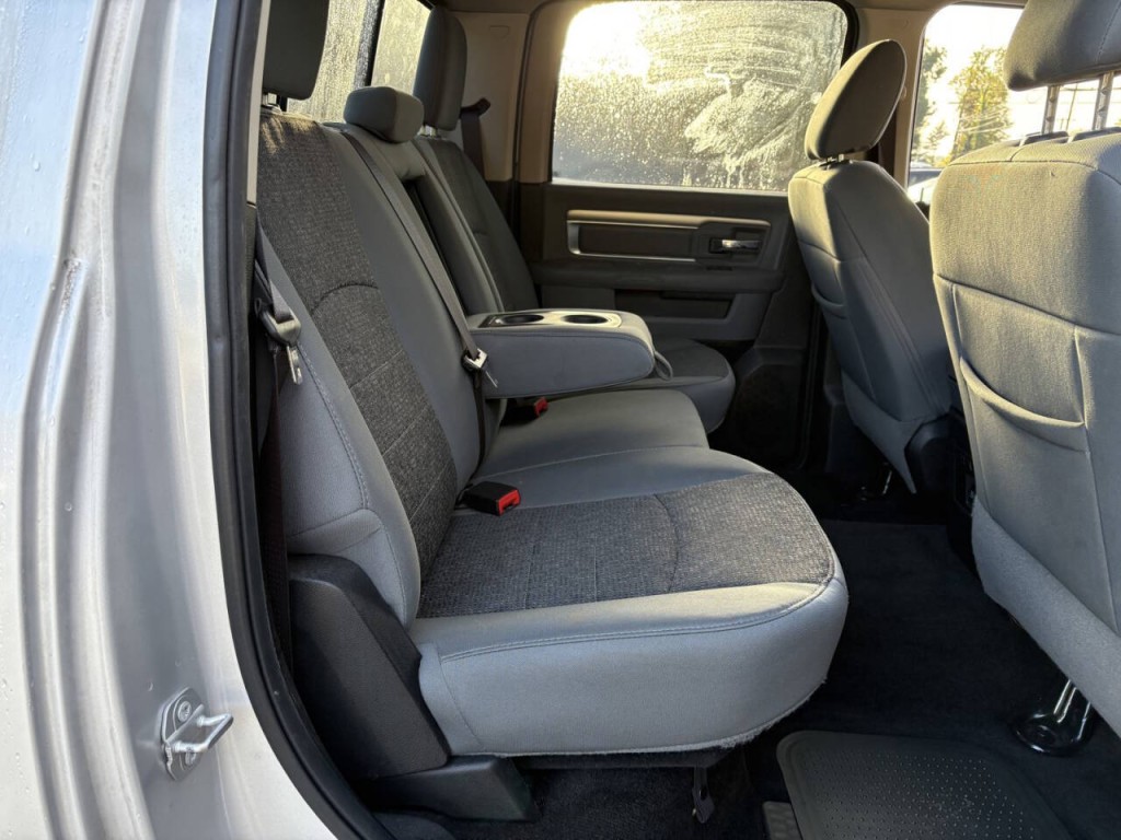 2017 RAM 1500 Image 30