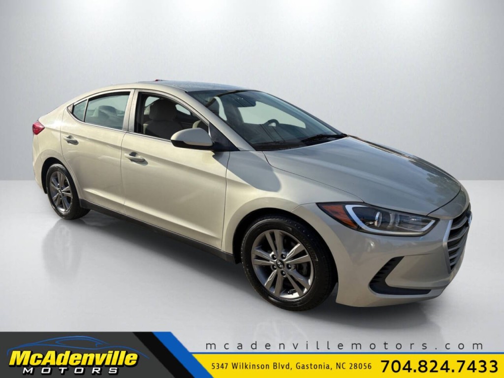 2017 Hyundai Elantra Image 1