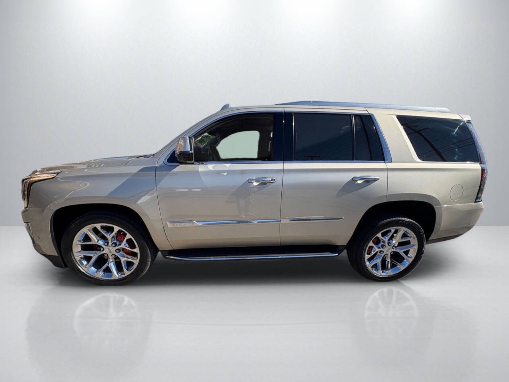 2017 Cadillac Escalade Image 4