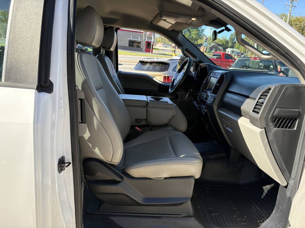 2021 Ford F-250 Image 22