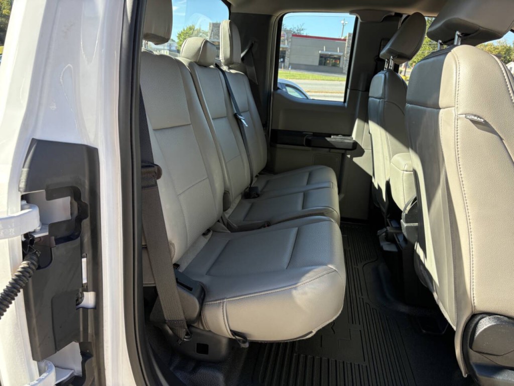 2021 Ford F-250 Image 24