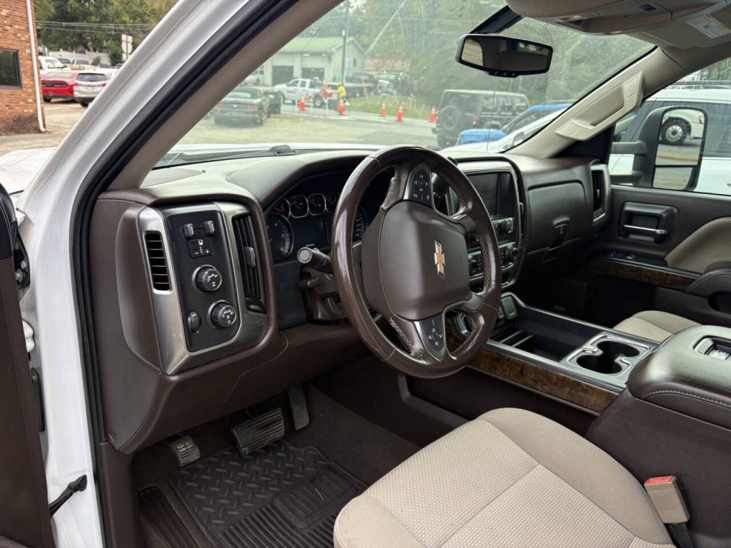 2018 Chevrolet Silverado 1500 Image 11