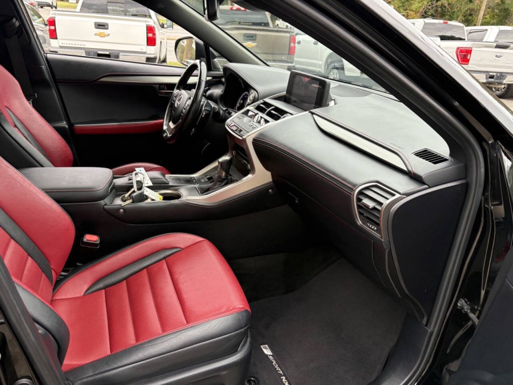 2020 Lexus NX 300 Image 32
