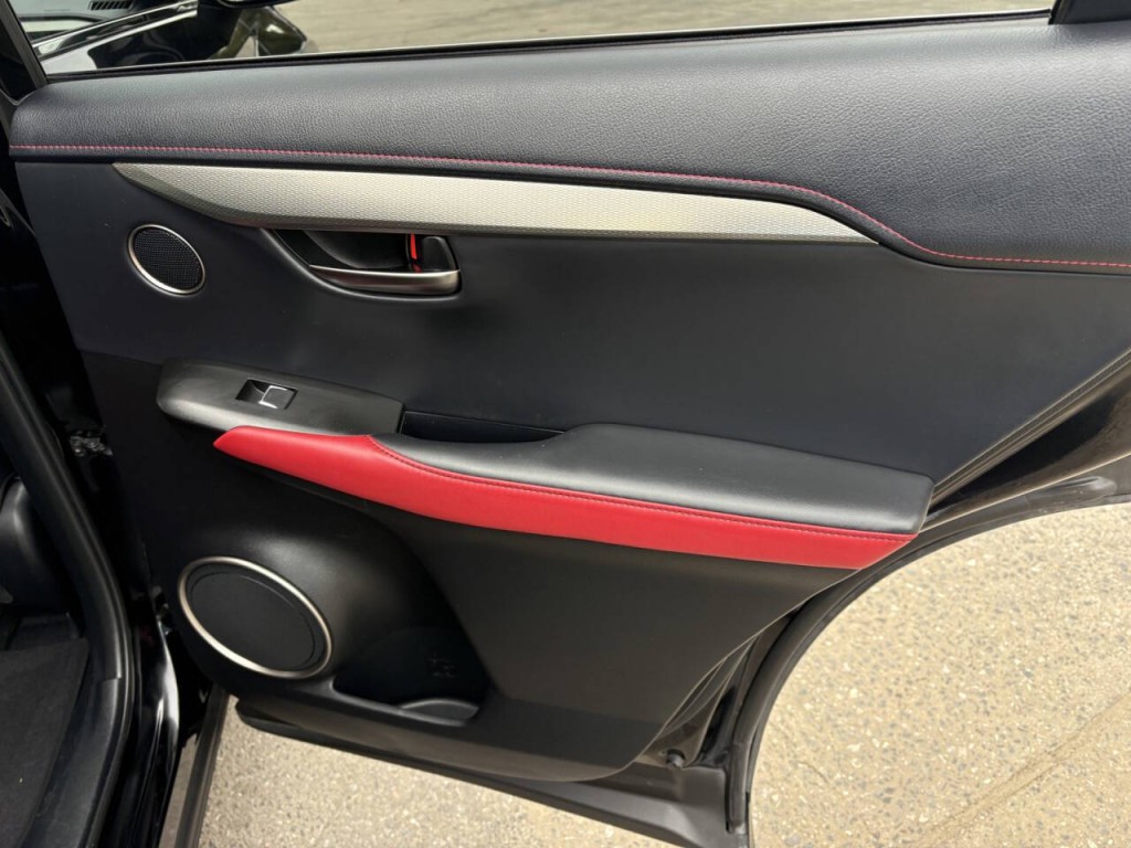 2020 Lexus NX 300 Image 33