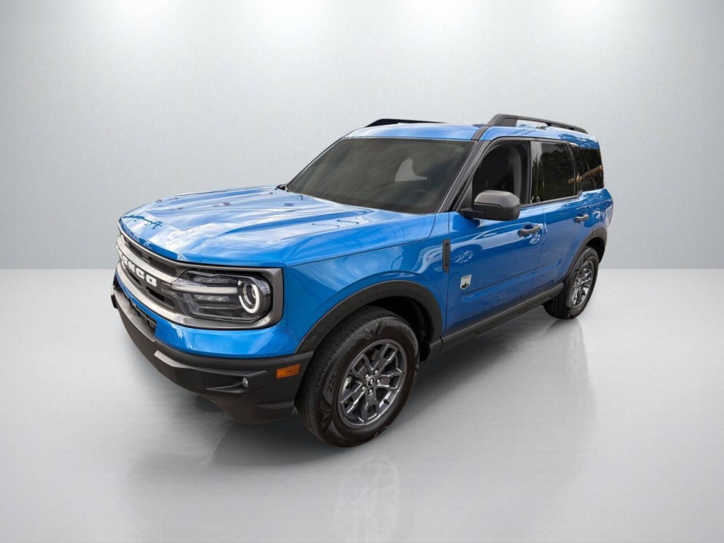 2022 Ford Bronco Image 3