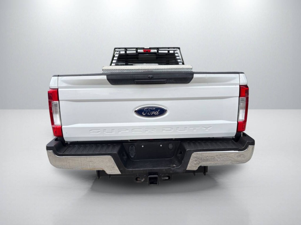 2019 Ford F-350 Image 6