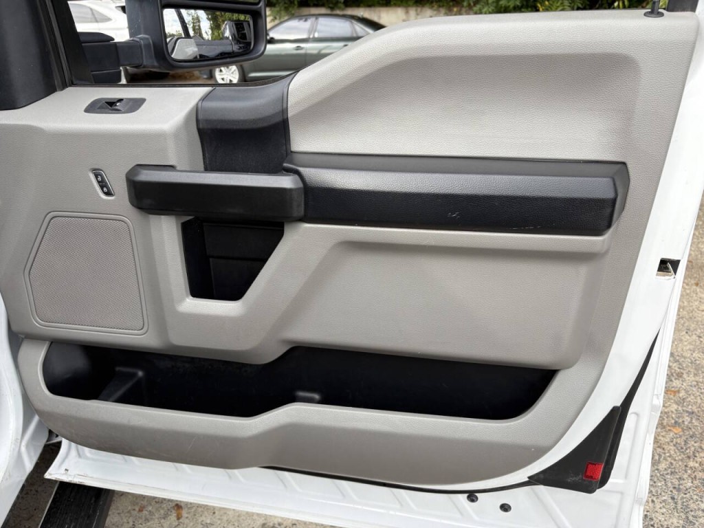 2019 Ford F-350 Image 22