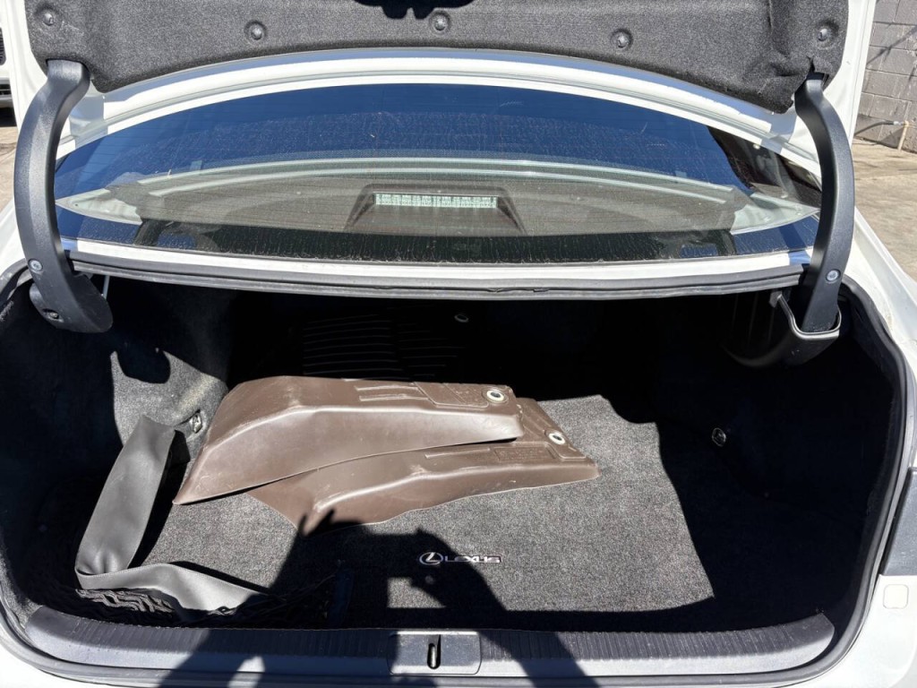 2017 Lexus ES 350 Image 29