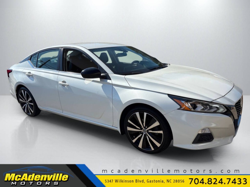 2020 Nissan Altima Image 1