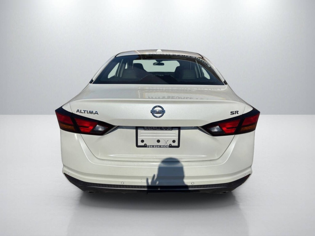 2020 Nissan Altima Image 6