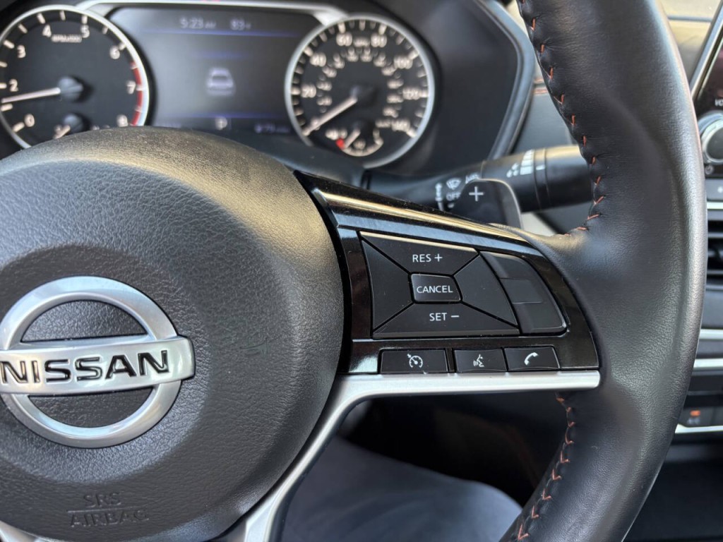 2020 Nissan Altima Image 15