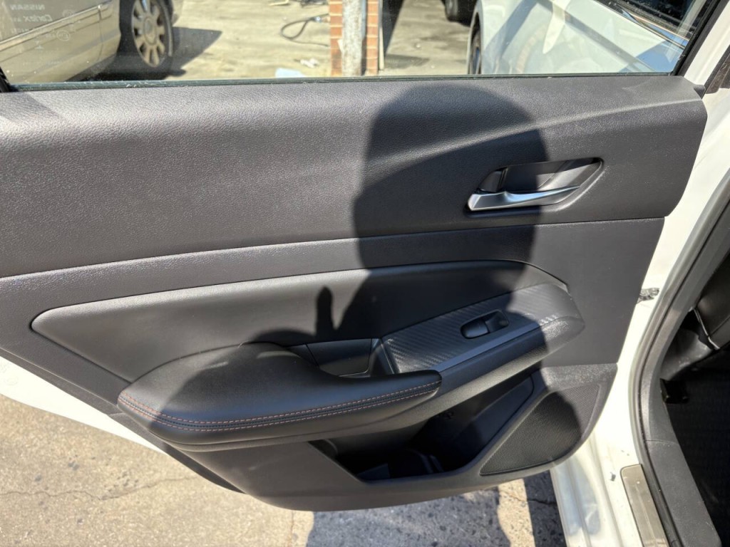 2020 Nissan Altima Image 23