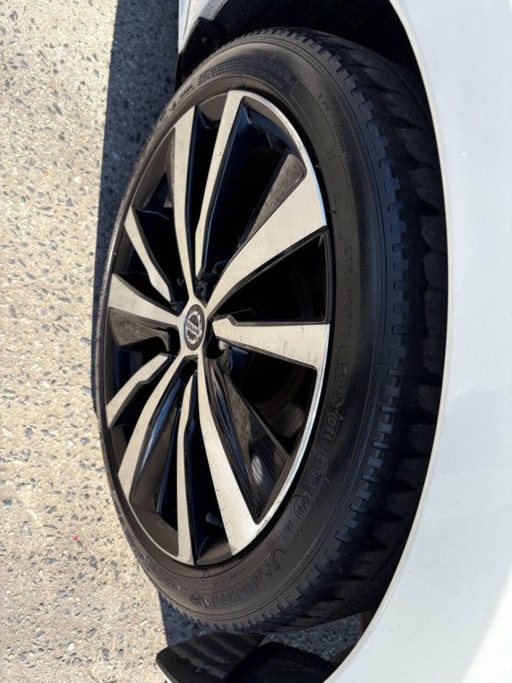 2020 Nissan Altima Image 34