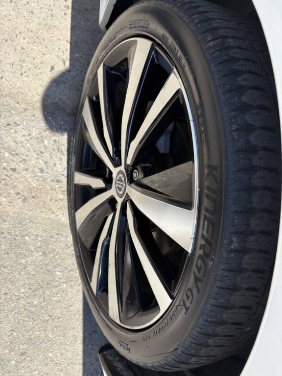 2020 Nissan Altima Image 35