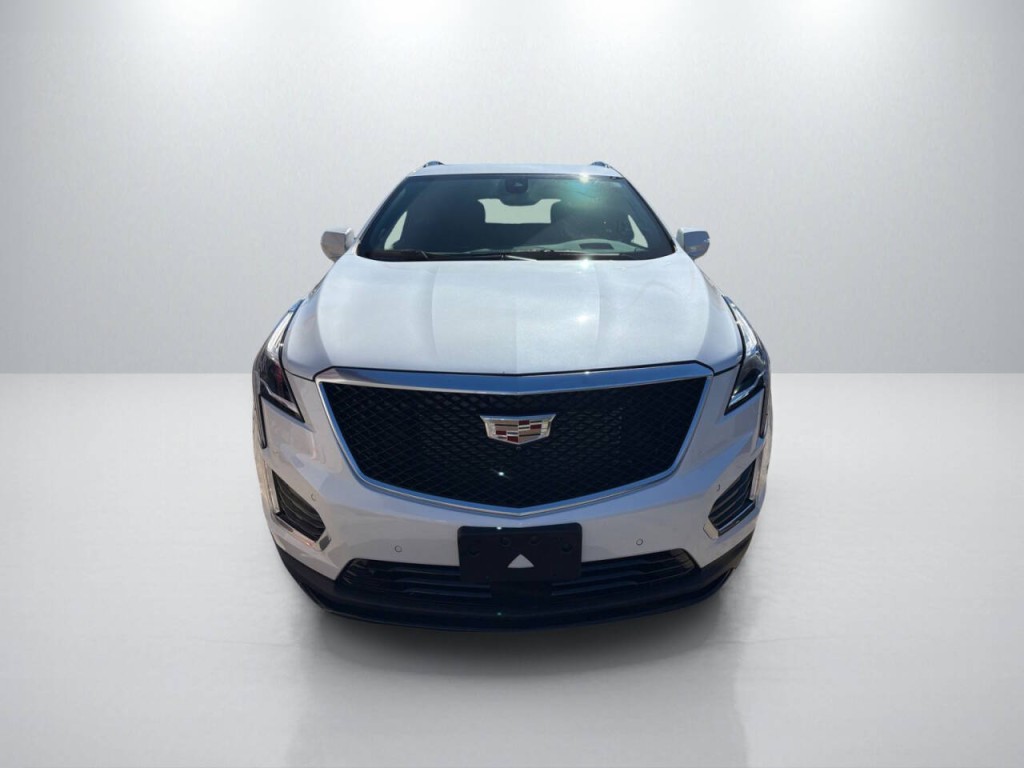 2023 Cadillac XT5 Image 2