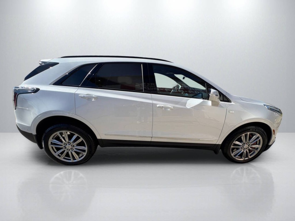 2023 Cadillac XT5 Image 8