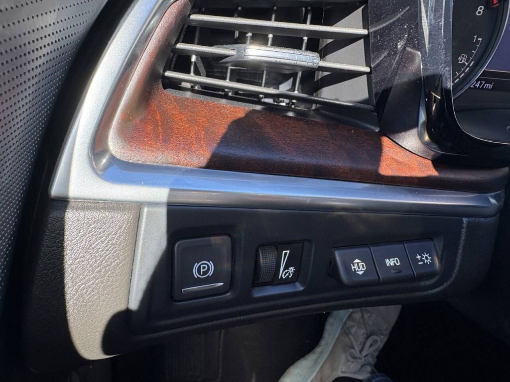 2023 Cadillac XT5 Image 13