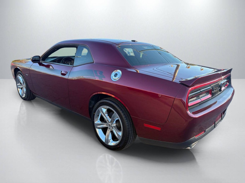 2018 Dodge Challenger Image 5