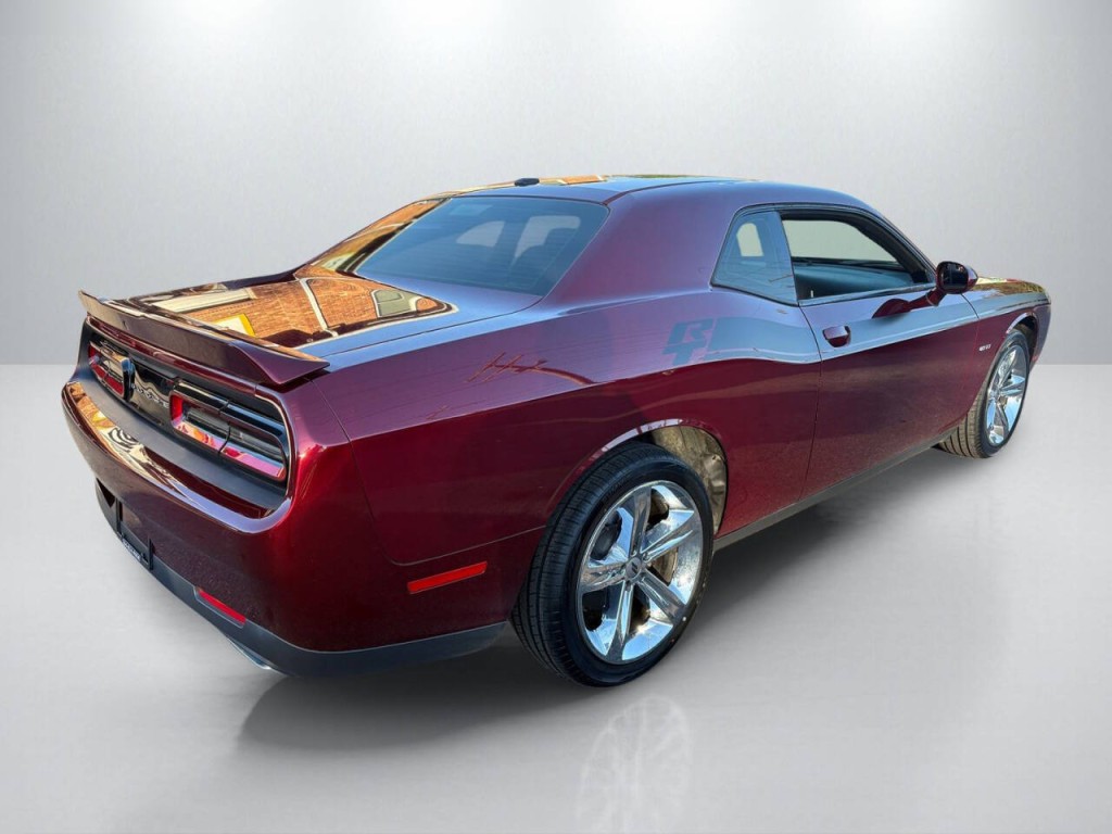 2018 Dodge Challenger Image 7