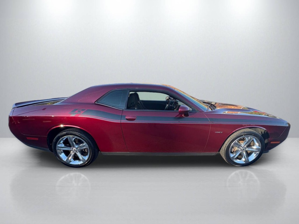 2018 Dodge Challenger Image 8
