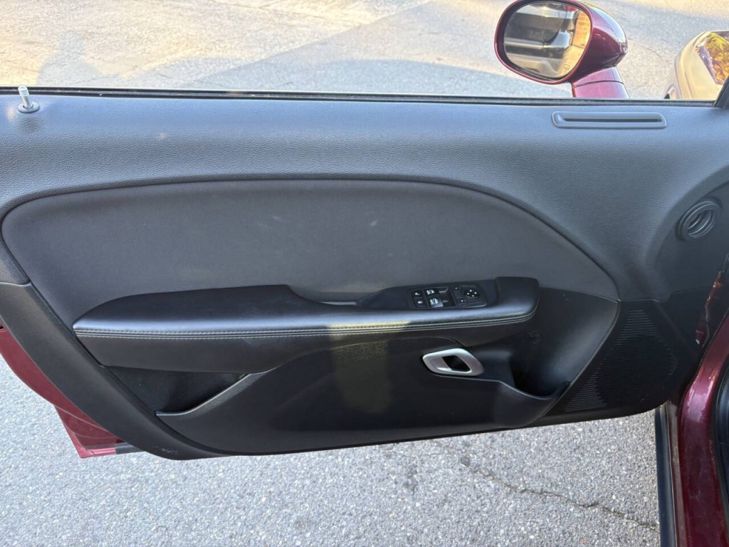 2018 Dodge Challenger Image 11
