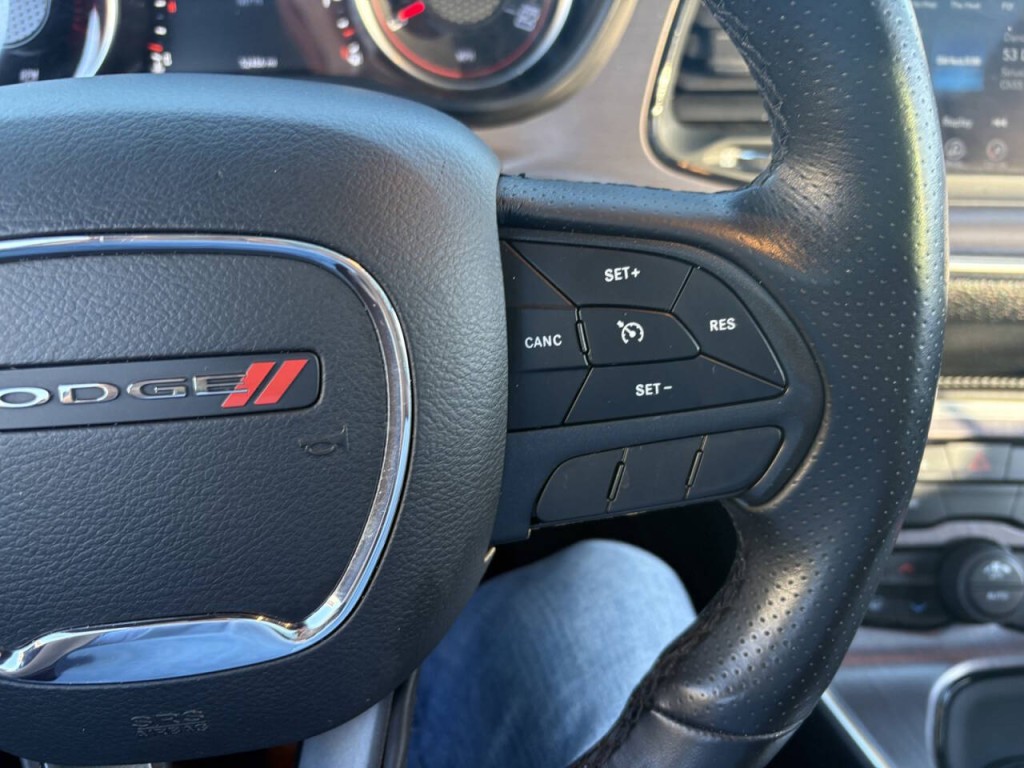 2018 Dodge Challenger Image 15