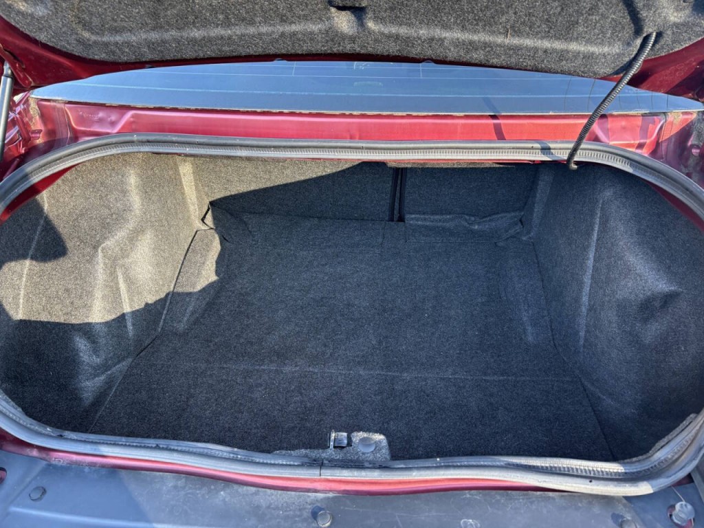 2018 Dodge Challenger Image 23