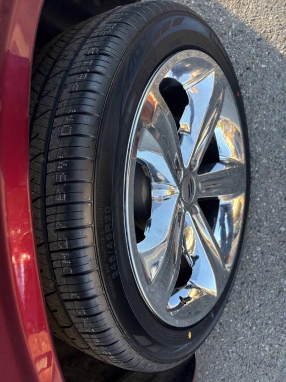 2018 Dodge Challenger Image 30