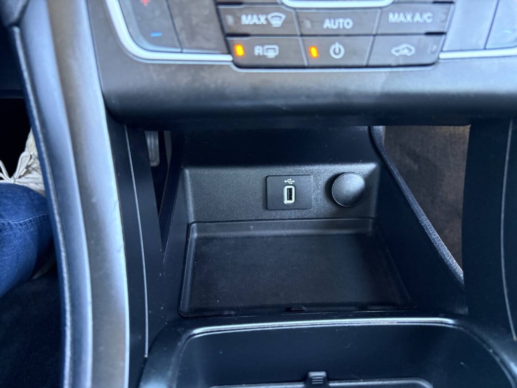 2018 Ford Fusion Image 19