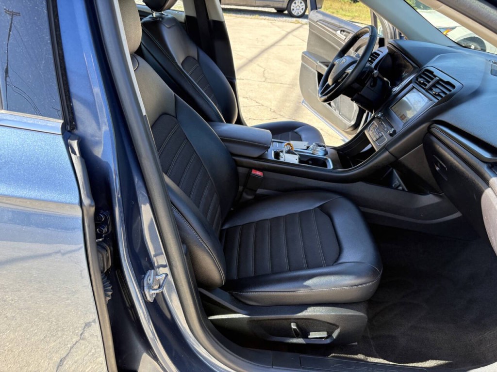 2018 Ford Fusion Image 29
