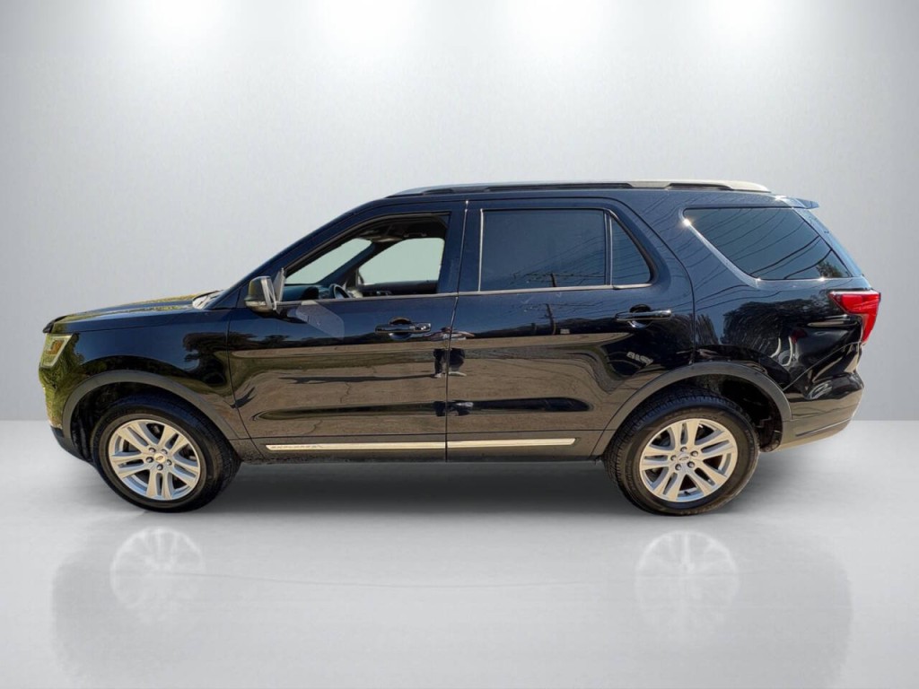 2019 Ford Explorer Image 4