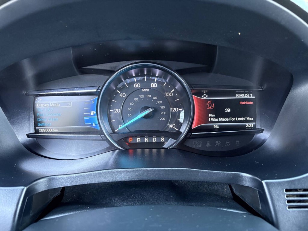 2019 Ford Explorer Image 15