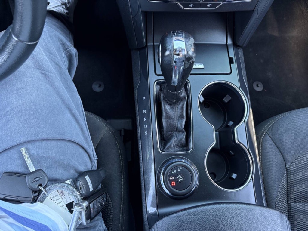 2019 Ford Explorer Image 19