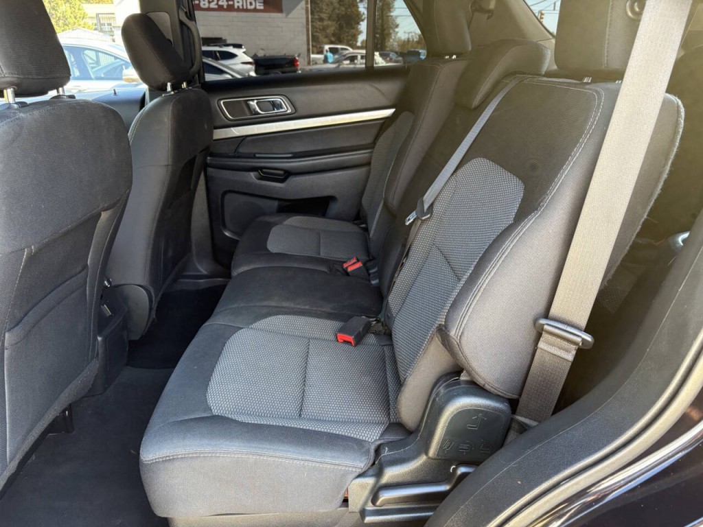 2019 Ford Explorer Image 23