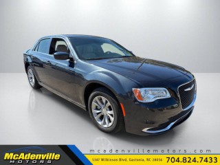 Image for 2018 Chrysler 300 Touring ID: 6936909