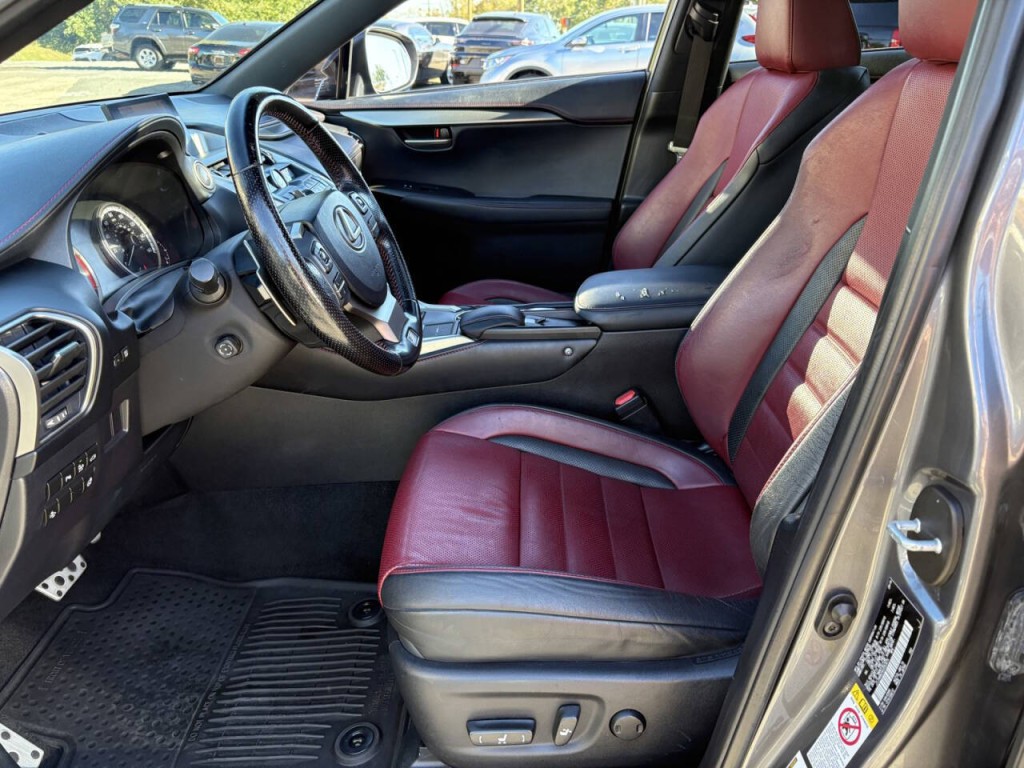 2017 Lexus NX 200t Image 11