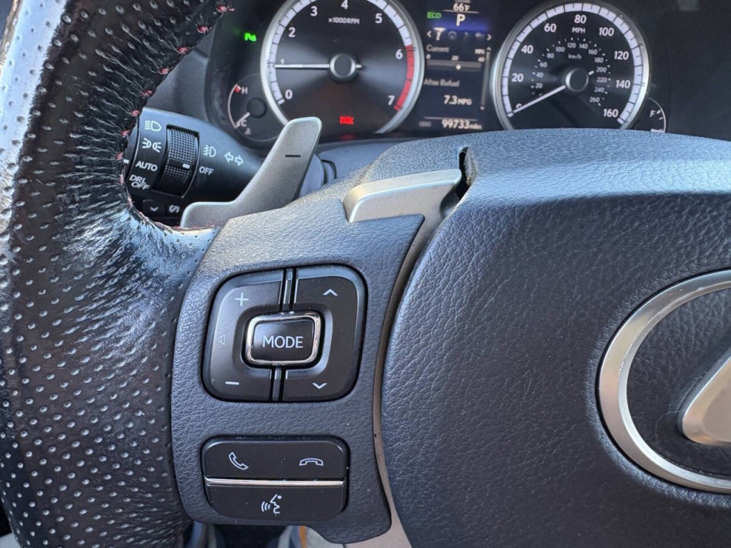 2017 Lexus NX 200t Image 16