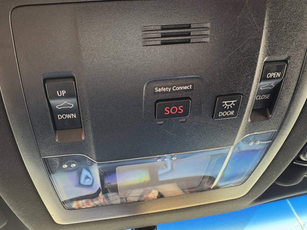 2017 Lexus NX 200t Image 24
