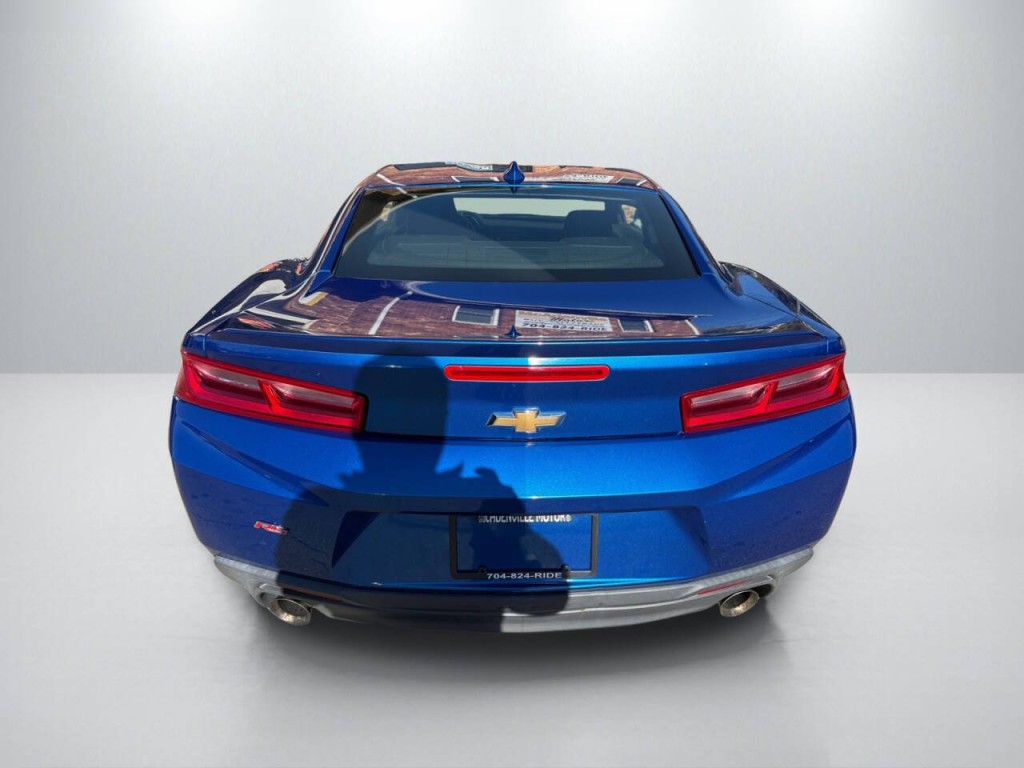 2017 Chevrolet Camaro Image 6