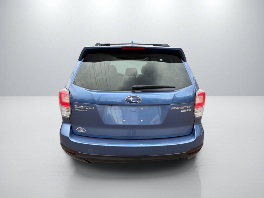 2017 Subaru Forester Image 6