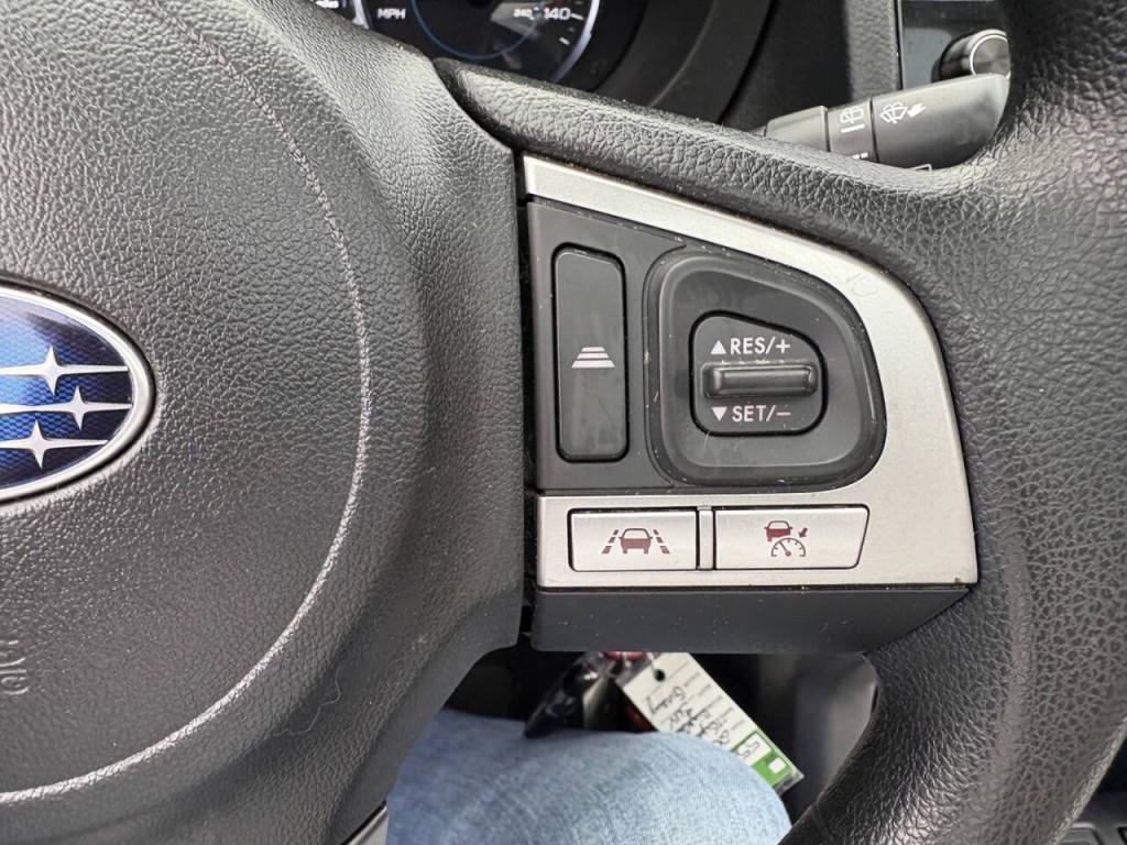 2017 Subaru Forester Image 15