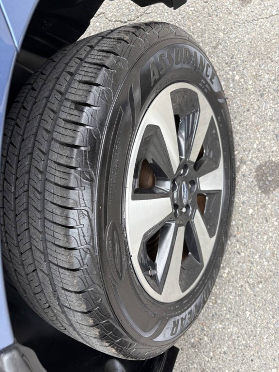 2017 Subaru Forester Image 33