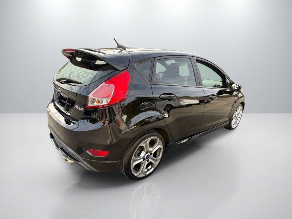 2017 Ford Fiesta Image 7