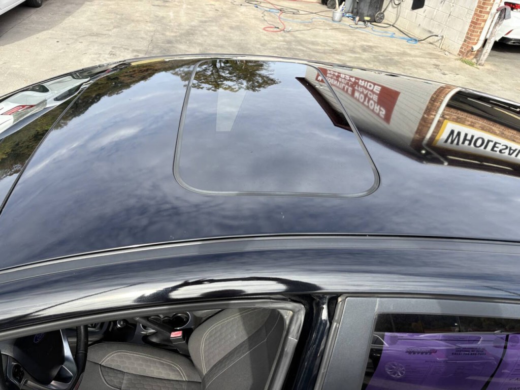 2017 Ford Fiesta Image 9