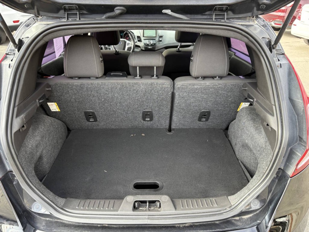 2017 Ford Fiesta Image 27