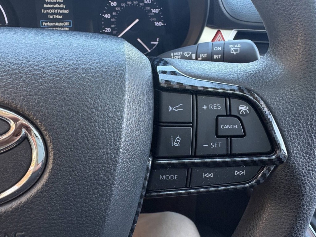 2022 Toyota Sienna Image 16