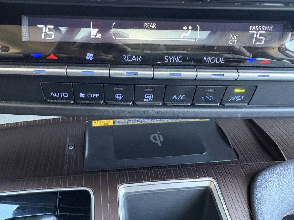 2022 Toyota Sienna Image 22