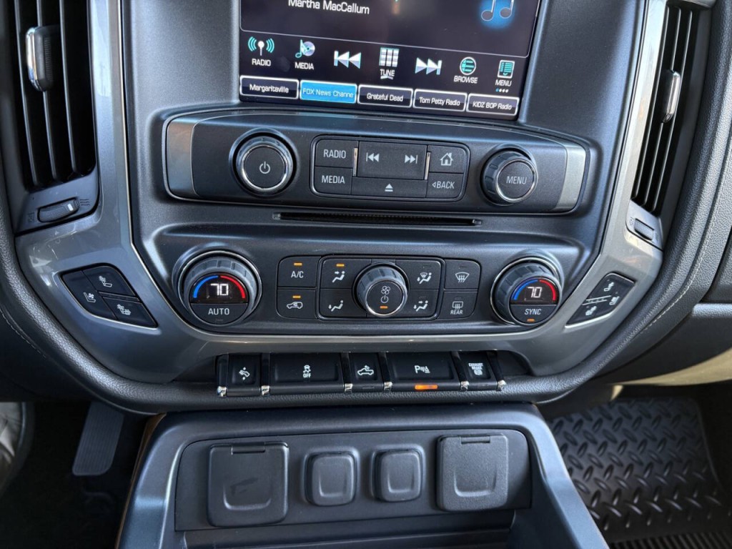 2018 Chevrolet Silverado 1500 Image 19