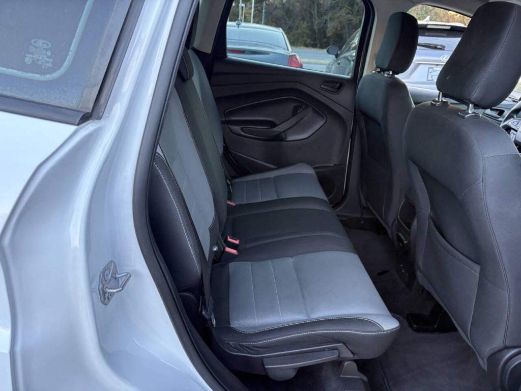 2019 Ford Escape Image 25